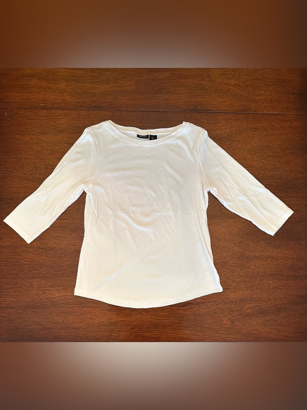 Jones & Co White 3/4 Sleeve Women's Top